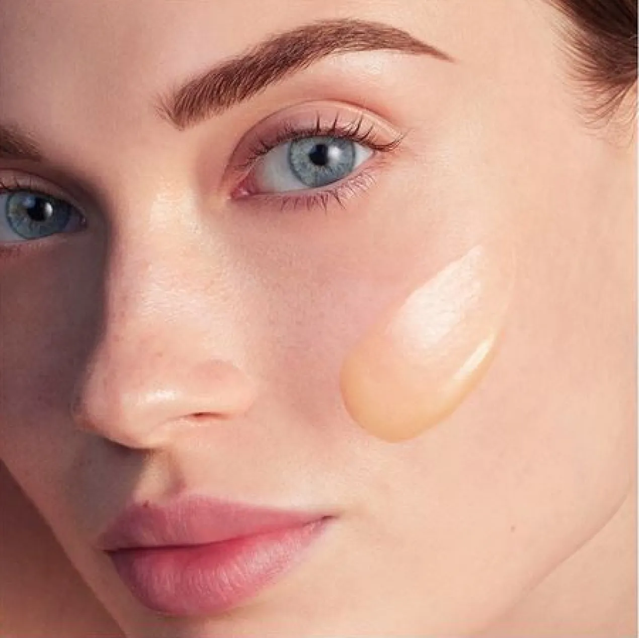 Aquasource+ Vitamin Glow Hydra-Bronze Drops