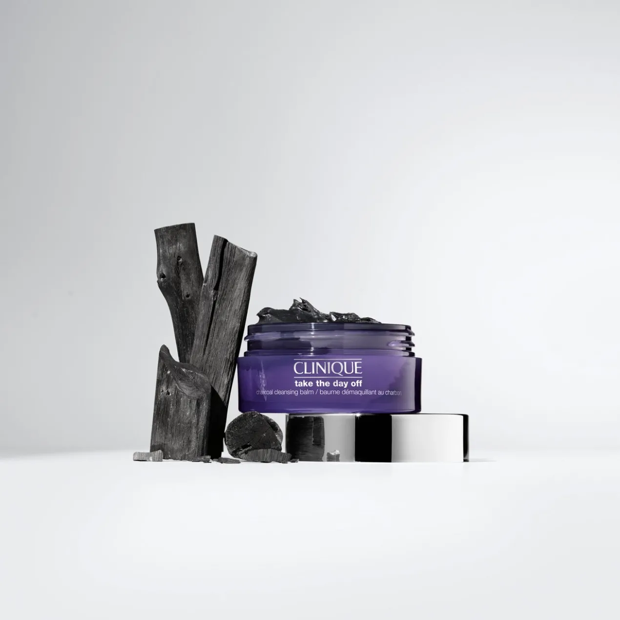 Baume Démaquillant Take The Day Off Charcoal Cleansing Balm