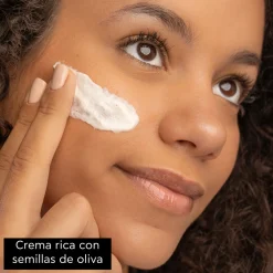Crème d’Exfoliation Profonde à l’Olive Express Beauty