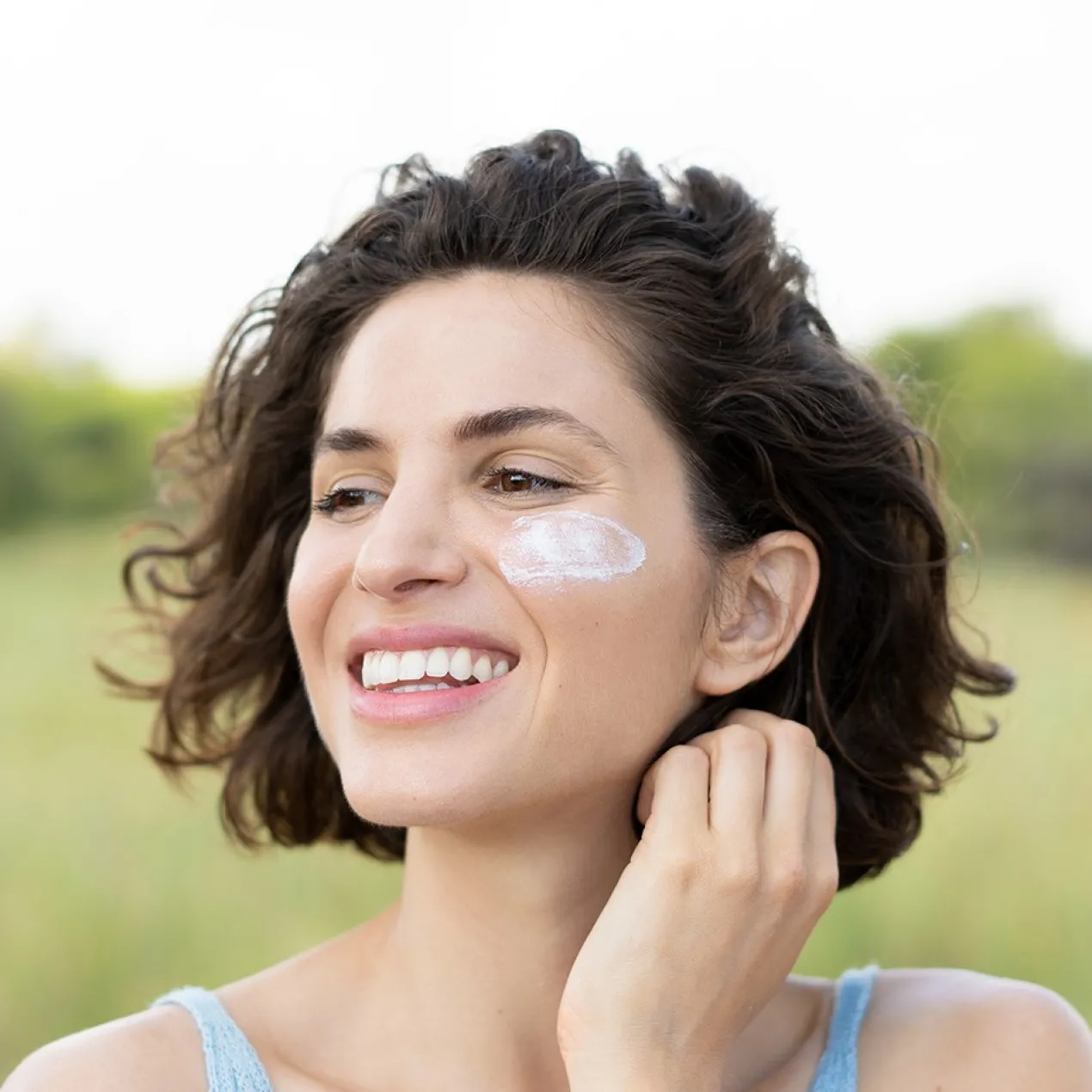 Crème Solaire Anti-Taches