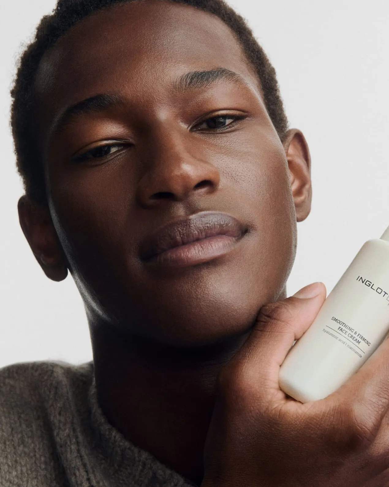 Crème Visage Lissante et Raffermissante à l’Acide Hyaluronique InglotLab