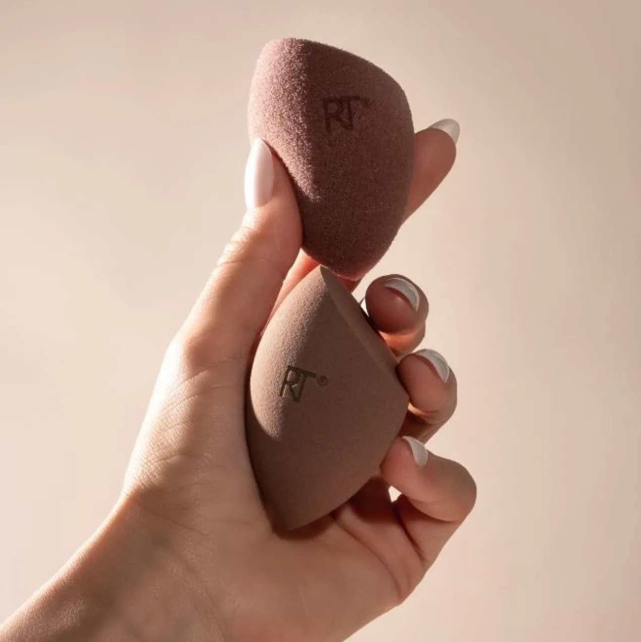 Édition Limitée New Nude Bare Finish Sponge Duo