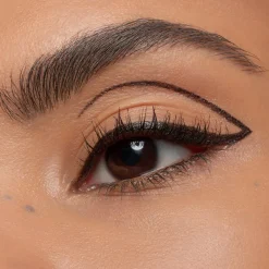 Eyeliner Feutre Longue Tenue
