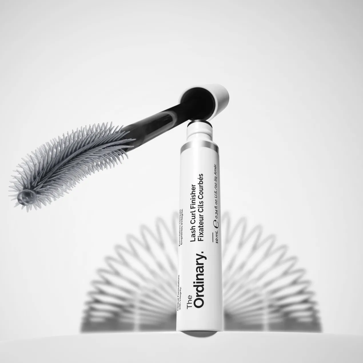 Gel fixateur recourbant pour les cils