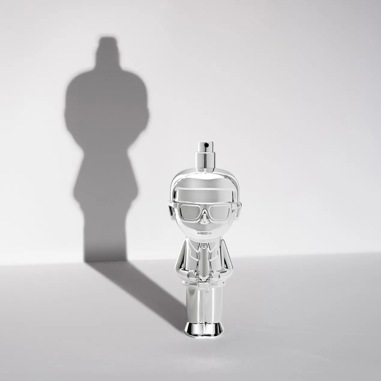 Ikonik Man Eau de Parfum