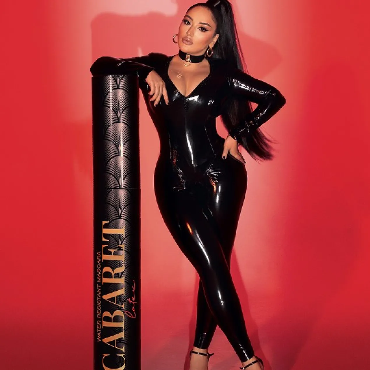 Mascara Cabaret Latex