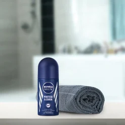 Men Protège & Prend Soin Déodorant Roll-On