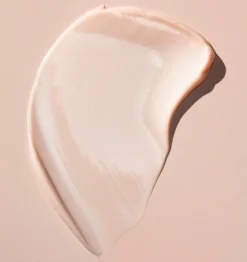 Not Ordinary Treatment Base Illuminante