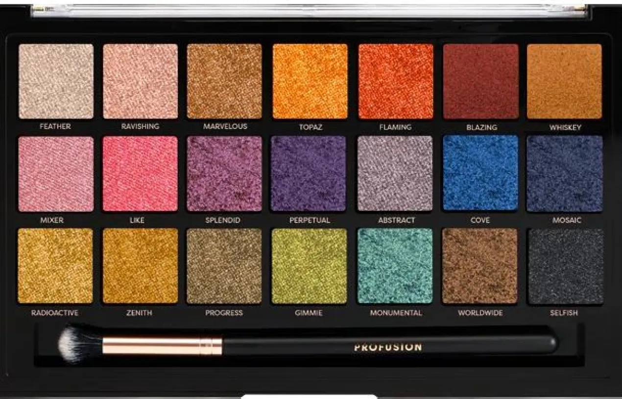 Palette Enchanted 21 fards + pinceau