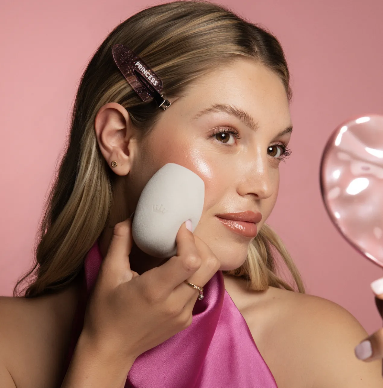 Éponge de maquillage Must Have Grey Velvet Sponge
