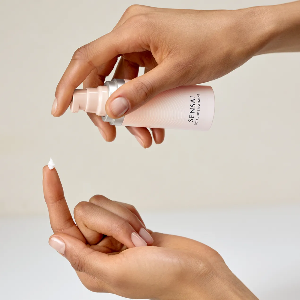 Sensai Total Lip Treatment