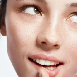 Soin lèvres hydratant Moisture Surge