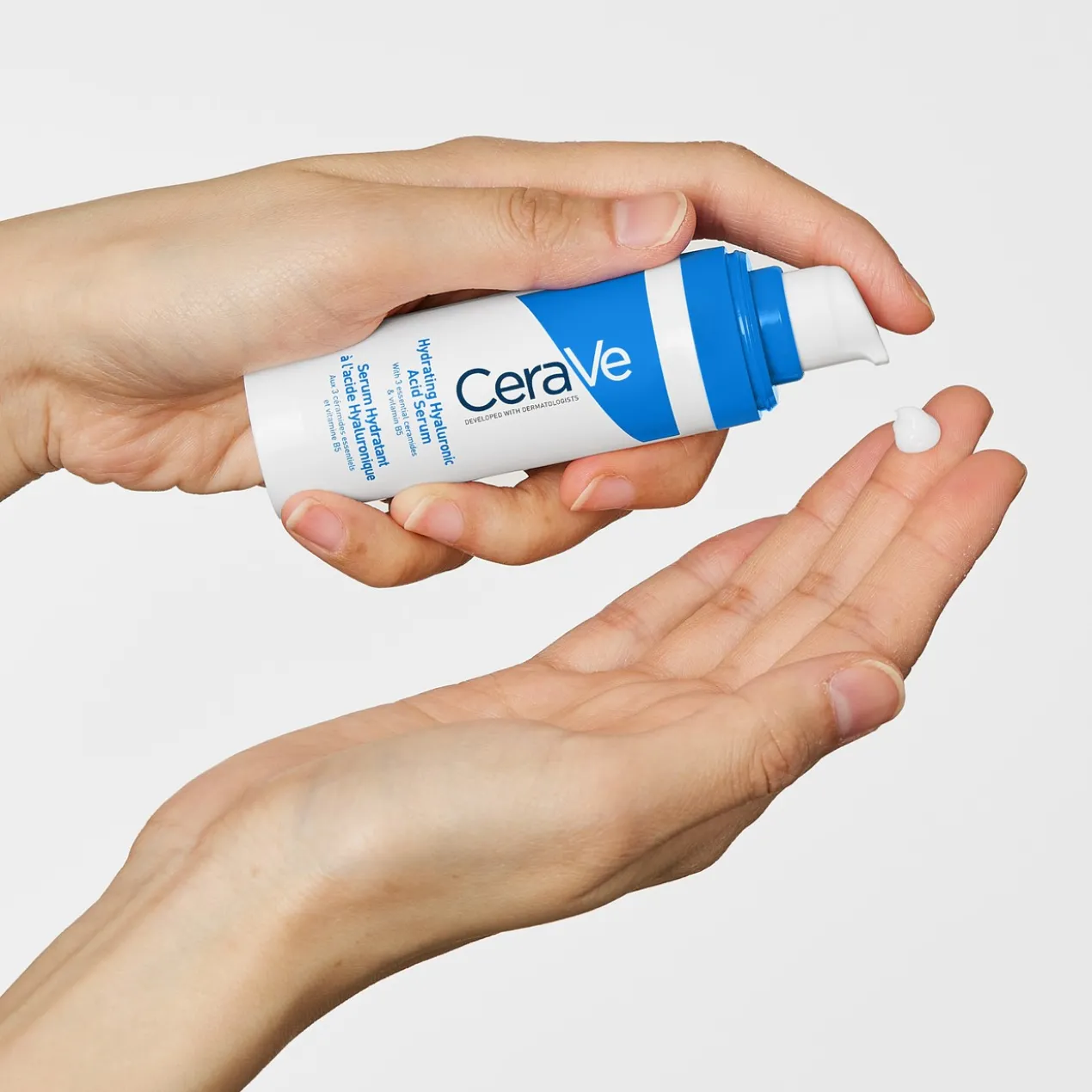 Sérum Hydratant à l'Acide Hyaluronique Hydrate et Restaure