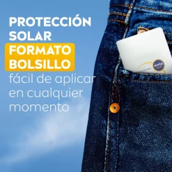 Stick solaire visage SPF50+ toucher soyeux