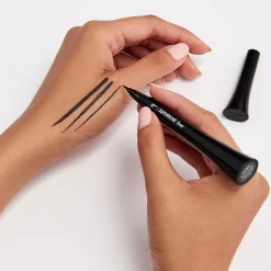 Superhero Liner Eyeliner Liquide