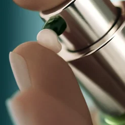 The Lifting Firming Serum