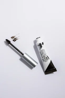 Tinted Volumising Eyebrow Gel