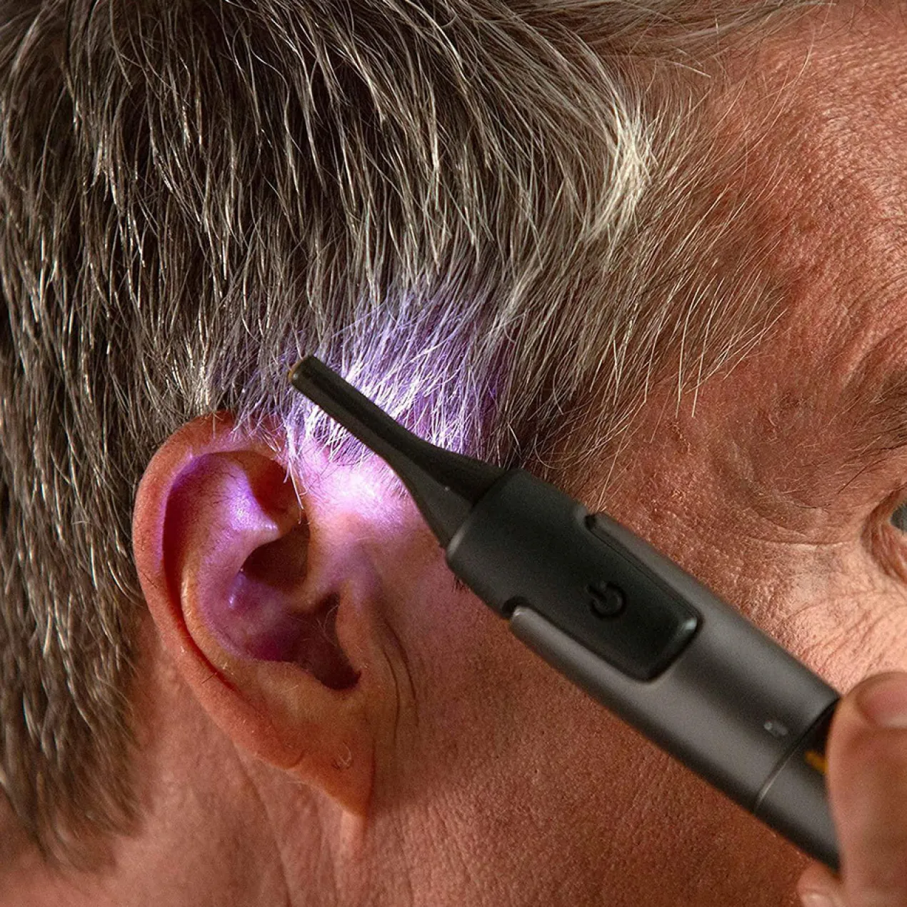 Tondeuse de précision Titanium Max