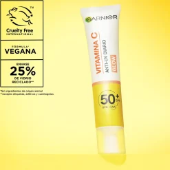 Vitamine C Fluide Anti-Taches Anti-UV Quotidien Effet Glow SPF50+