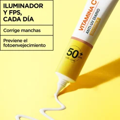 Vitamine C Invisible Anti-UV Fluide Quotidien Anti-Taches SPF50+
